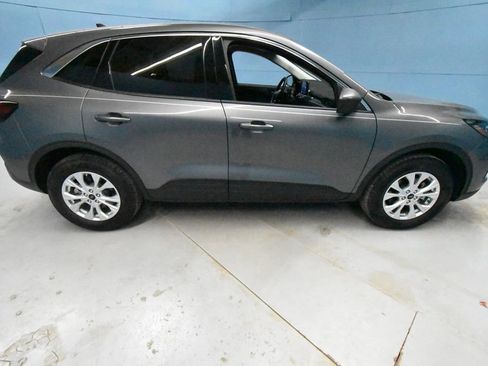 Used 2024 Ford Escape Active image 35