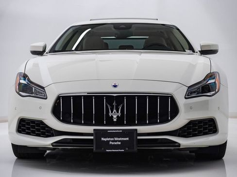 Used 2018 Maserati Quattroporte S Q4 AWD/4WD image 6