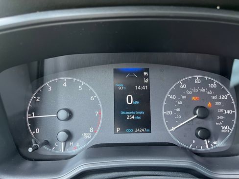 Used 2025 Toyota Corolla LE FWD image 38