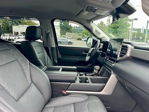 Certified 2022 Toyota Tundra Limited AWD/4WD image 16
