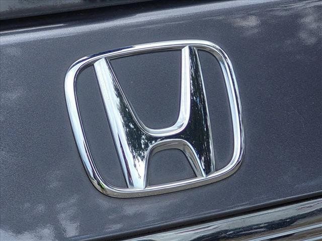 Used 2016 Honda Odyssey SE image 16