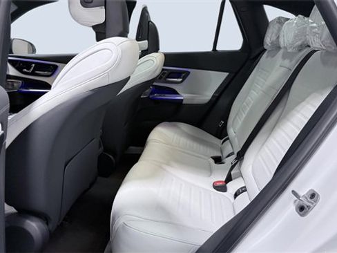 New 2026 Mercedes-Benz GLC 300 4MATIC image 7