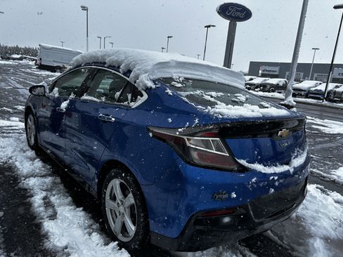 Used 2016 Chevrolet Volt LT w/ Comfort Package FWD image 2