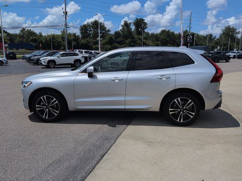 Used 2020 Volvo XC60 T5 Momentum w/ Protection Package Premier AWD/4WD image 4