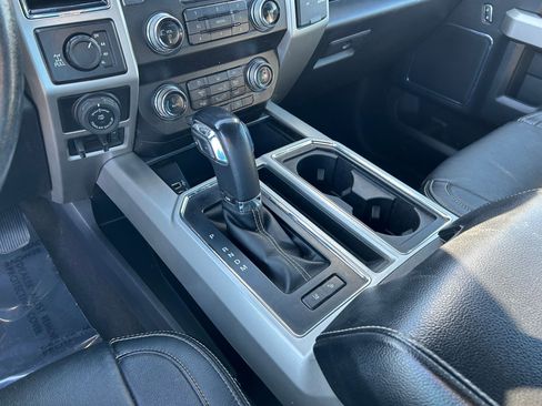 Used 2019 Ford F150 Lariat w/ Equipment Group 502A Luxury image 18