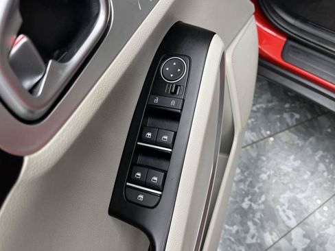 Used 2024 Kia Soul LX FWD image 7