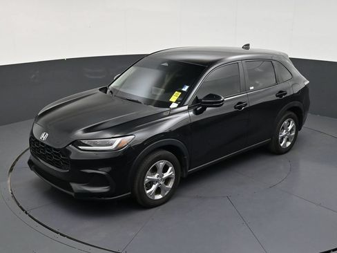 Used 2025 Honda HR-V LX image 11