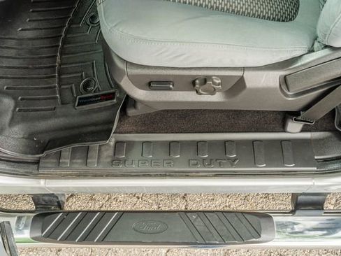 Used 2015 Ford F250 XLT w/ XLT Value Package AWD/4WD image 18