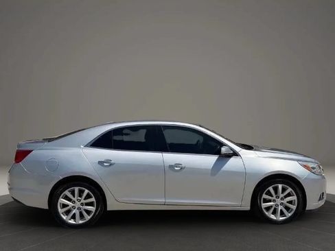Used 2016 Chevrolet Malibu LTZ FWD image 8