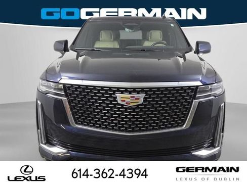 Used 2023 Cadillac Escalade Premium Luxury AWD/4WD image 2