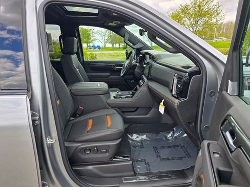 New 2026 GMC Sierra 2500 AT4 w/ AT4 Premium Plus Package AWD/4WD image 35