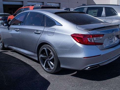 Used 2022 Honda Accord Sport image 4