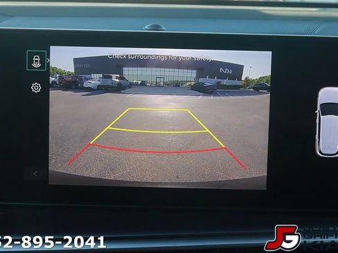 Certified 2025 Kia Sorento S w/ Panoramic Sunroof Package FWD image 29
