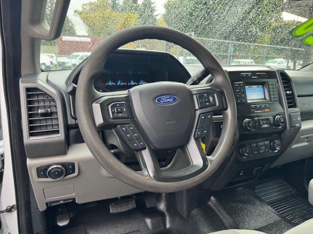 Used 2020 Ford F550 4x4 Crew Cab Super Duty w/ Power Equipment Group image 10