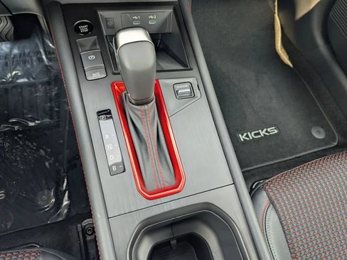 Certified 2026 Nissan Kicks SR FWD image 26
