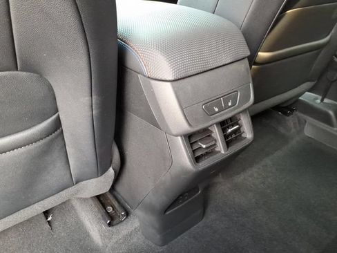 Used 2025 Chevrolet Equinox RS w/ Safety and Technology Package AWD/4WD image 21
