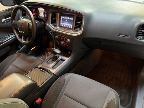 Used 2019 Dodge Charger SXT w/ Plus Group image 41