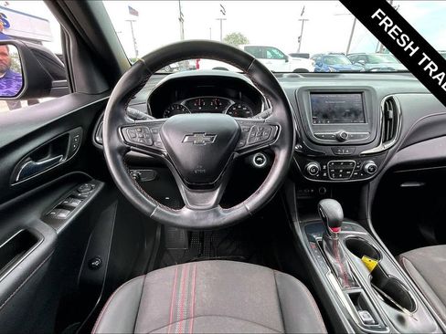 Used 2023 Chevrolet Equinox RS w/ LPO, Floor Liner Package FWD image 11