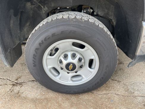 Used 2024 Chevrolet Silverado 2500 W/T w/ WT/CX Safety Package image 34