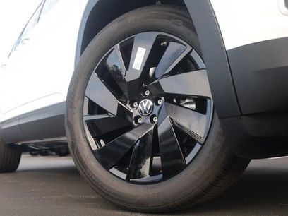 New 2026 Volkswagen Atlas SE