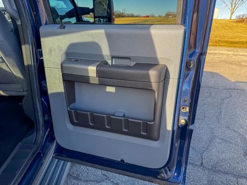 Used 2011 Ford F250 XLT w/ XLT Interior Pkg image 33
