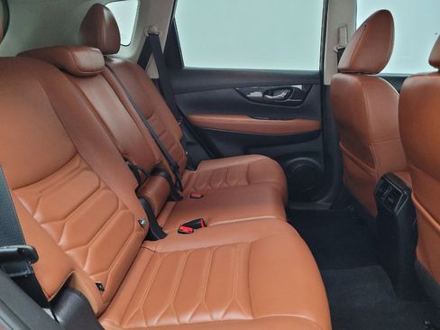 Used 2018 Nissan Rogue SL w/ Premium Package FWD image 19