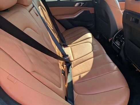 Used 2022 BMW X5 sDrive40i w/ M Sport Package image 18