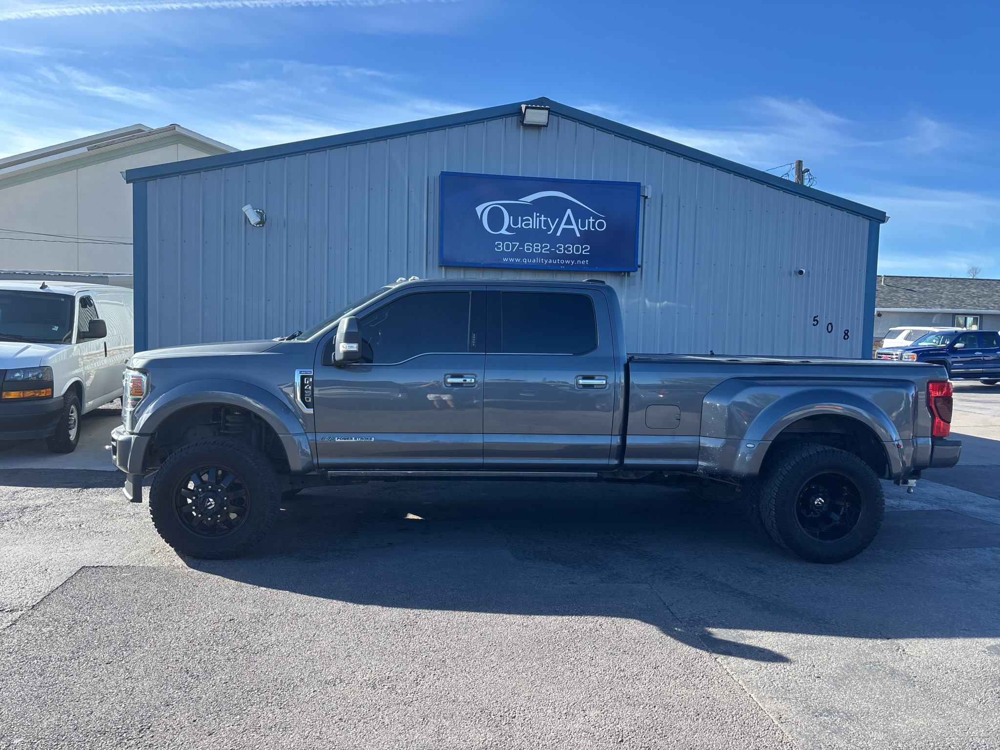 Used 2022 Ford F450 Limited w/ FX4 Off-Road Package AWD/4WD image 1