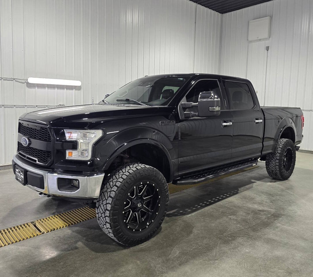 Used 2017 Ford F150 Lariat w/ Equipment Group 502A Luxury AWD/4WD image 2
