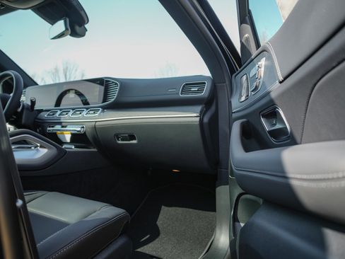 New 2026 Mercedes-Benz GLE 450 4MATIC Coupe image 26