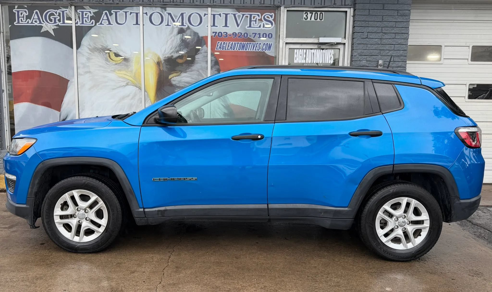 Used 2018 Jeep Compass Sport w/ Cold Weather Group FWD image 6