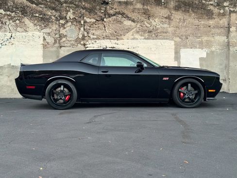 Used 2013 Dodge Challenger SRT8 w/ Harman Kardon Audio Group image 3