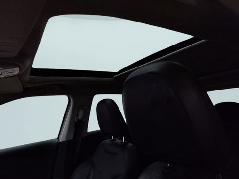 Used 2019 Jeep Compass Limited w/ Safety & Security Group image 14