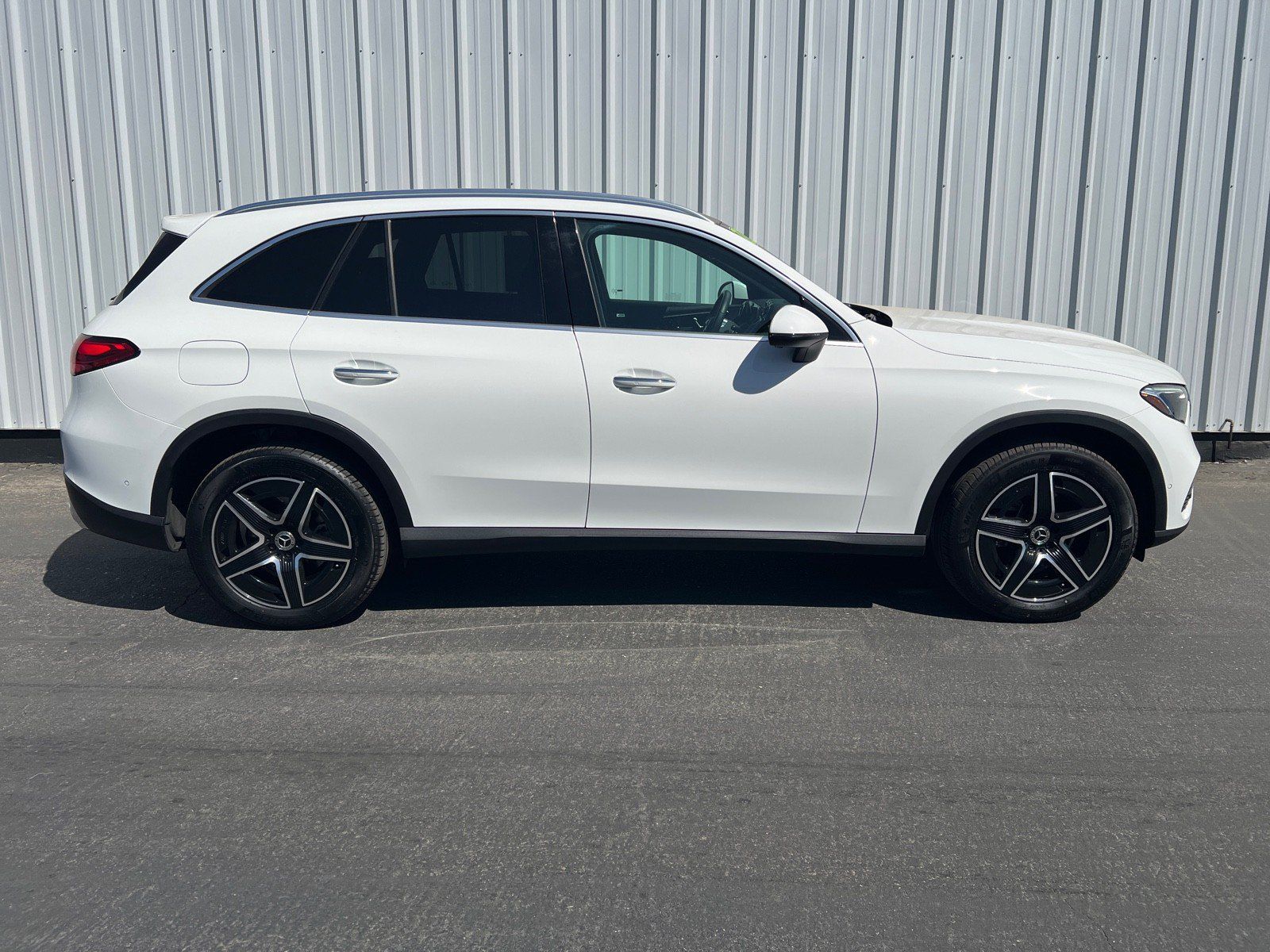 Used 2026 Mercedes-Benz GLC 300 image 7