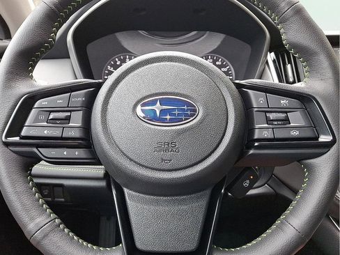 Used 2025 Subaru Outback Onyx Edition AWD/4WD image 13