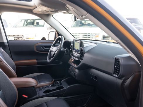 Used 2022 Ford Bronco Sport Outer Banks w/ Tech Package image 20