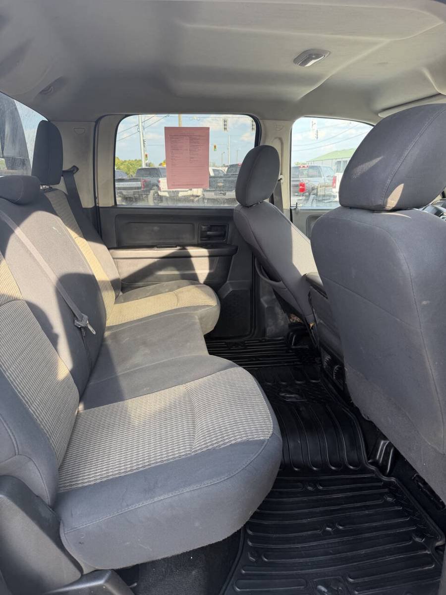 Used 2011 RAM 3500 ST w/ ST Popular Equipment Group AWD/4WD image 11