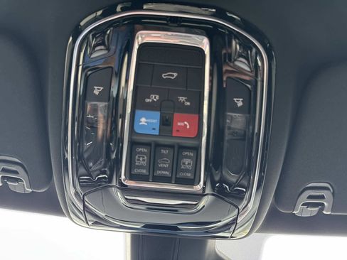 New 2026 Jeep Grand Wagoneer Summit AWD/4WD image 15