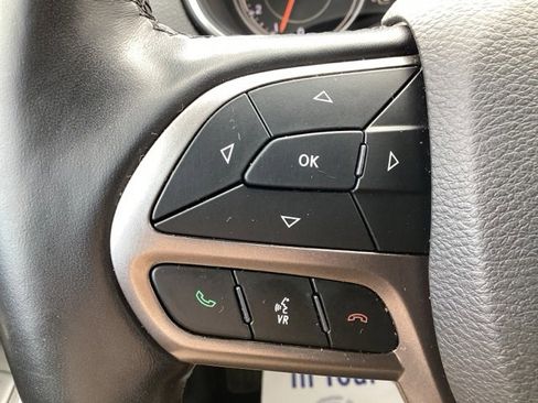 Used 2021 Jeep Cherokee Latitude Lux w/ Trailer Tow Group image 31