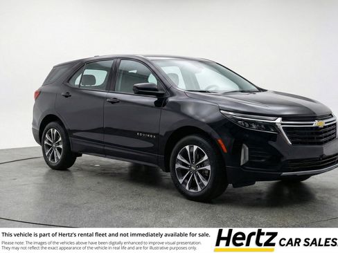 Used 2025 Chevrolet Equinox LT image 1