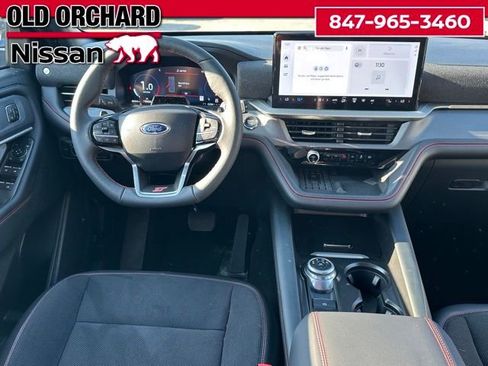 Used 2025 Ford Explorer ST image 12