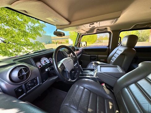 Used 2003 HUMMER H2 w/ Preferred Equipment Group AWD/4WD image 15