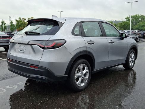 Certified 2024 Honda HR-V LX image 6