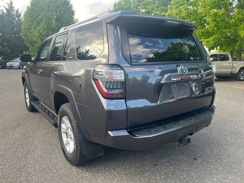 Used 2018 Toyota 4Runner SR5 Premium AWD/4WD image 5