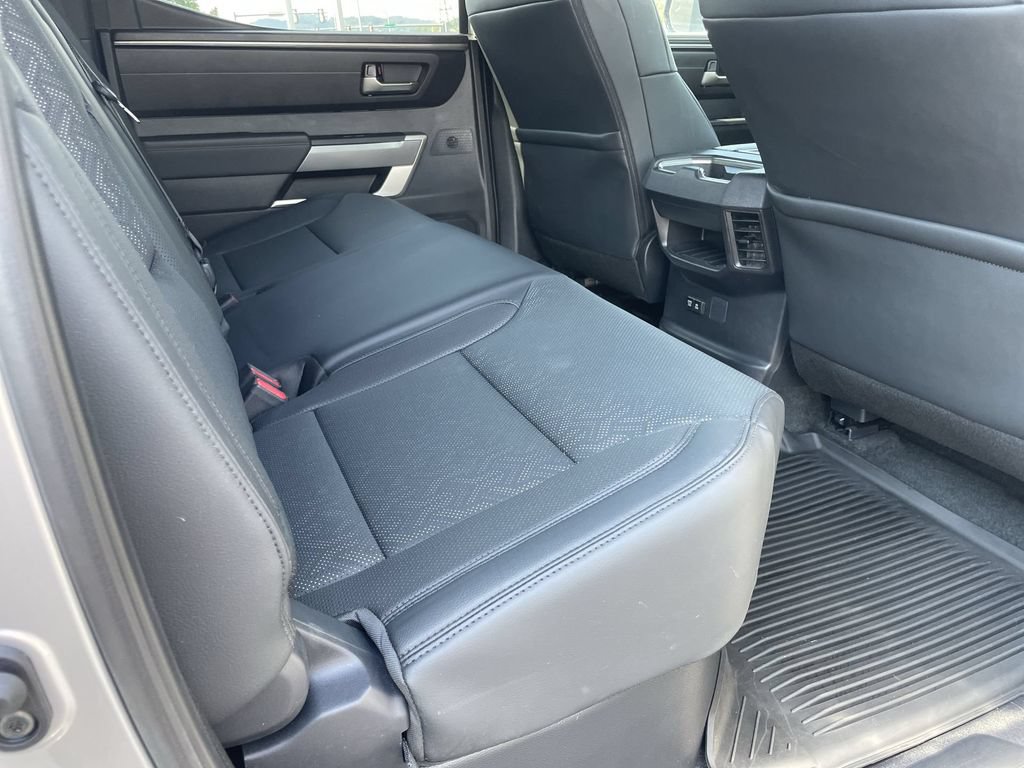 Used 2025 Toyota Tundra SR5 w/ SR5 Premium Package AWD/4WD image 23