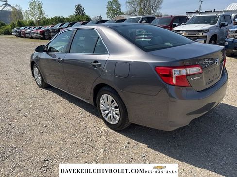 Used 2014 Toyota Camry LE FWD image 3