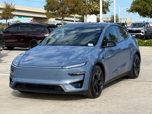 Used 2026 Tesla Model Y Performance AWD/4WD image 7