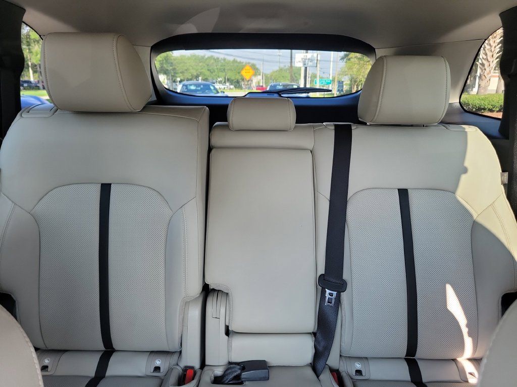 Used 2024 MAZDA CX-90 Plug-In Hybrid w/ Preferred AWD/4WD image 15