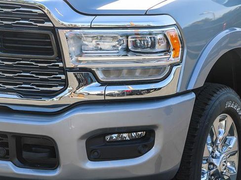 New 2024 RAM 2500 Limited image 8