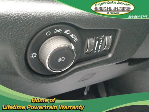 New 2026 Chrysler Pacifica Select image 15